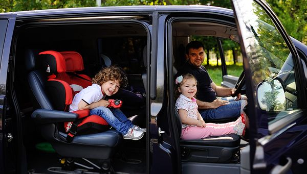Familienauto und die richtige Pflege bei Kurzstreckenfahrten